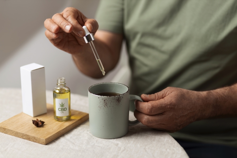 Le CBD au quotidien - Usage & Dosage 1 Le CBD au quotidien - Usage & Dosage 1